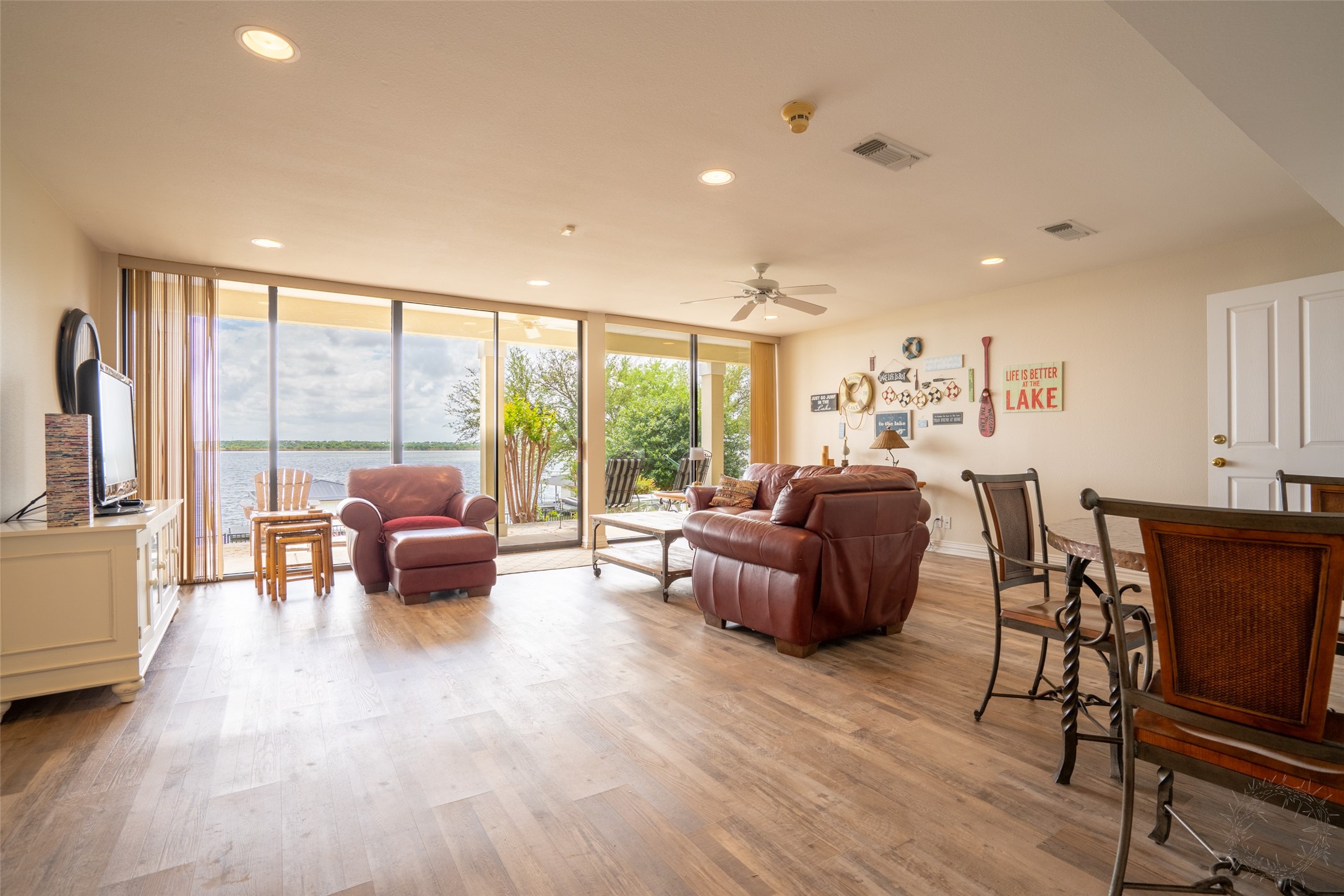 5001 Rio Vista Drive Granbury TX 76049