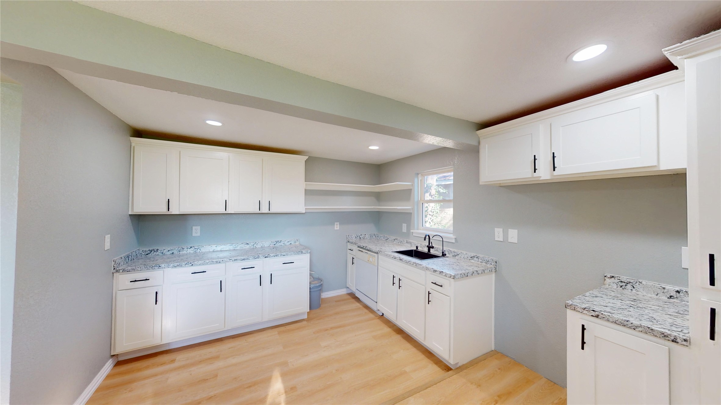 5729 Donnelly Avenue Fort Worth TX 76107