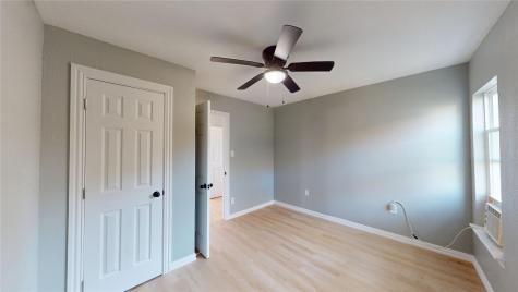 5729 Donnelly Avenue Fort Worth TX 76107