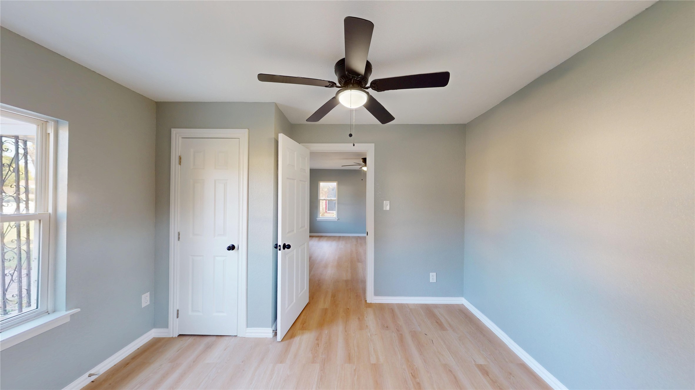 5729 Donnelly Avenue Fort Worth TX 76107