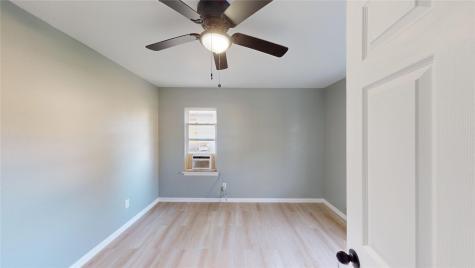 5729 Donnelly Avenue Fort Worth TX 76107