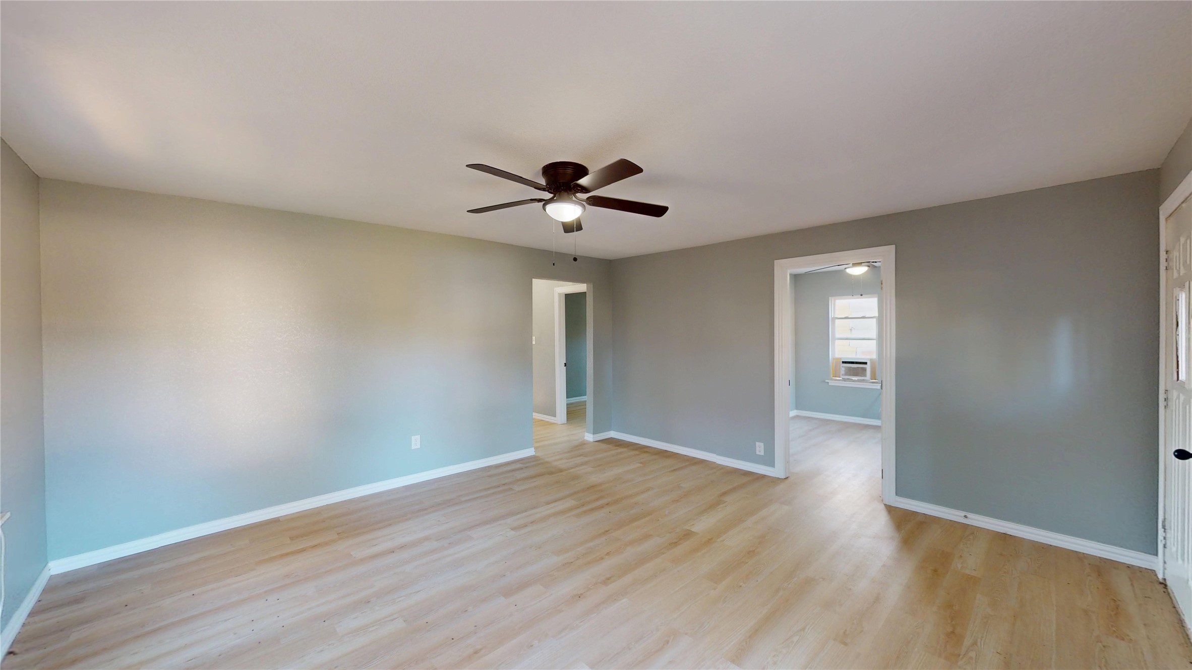 5729 Donnelly Avenue Fort Worth TX 76107