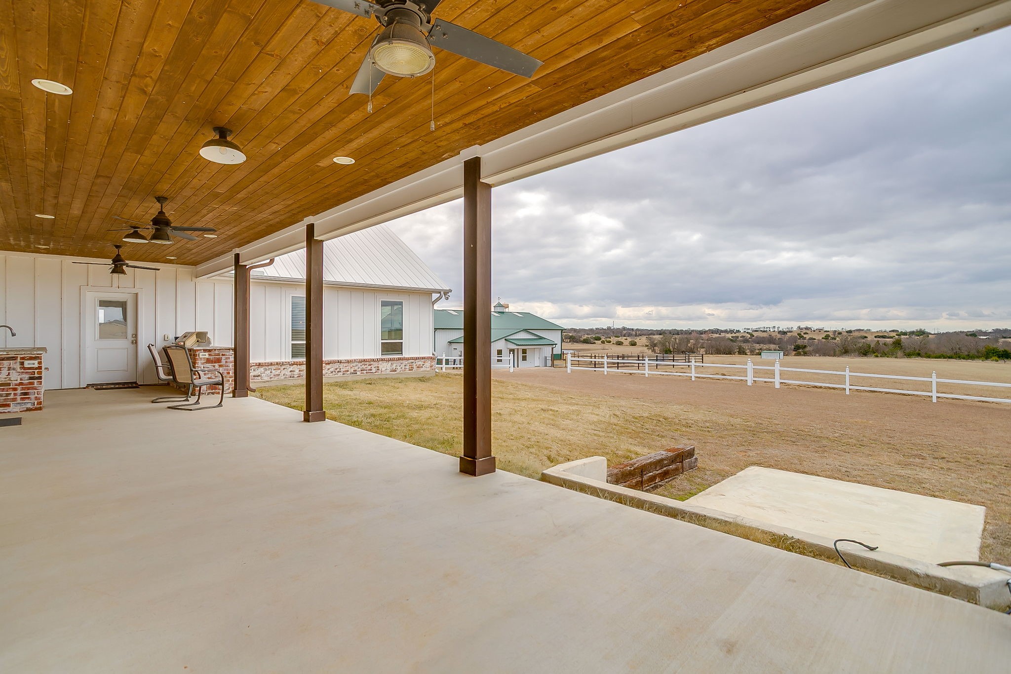 375 J B Vandiver Loop Moody TX 76557