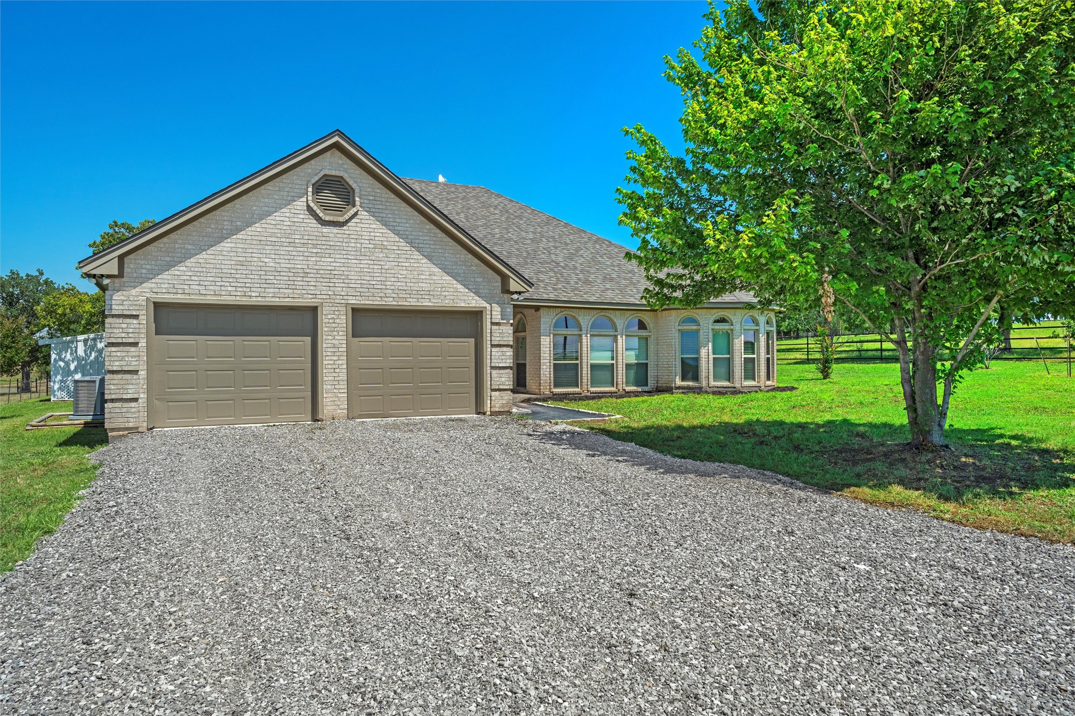 1434 County Road 3540 Paradise TX 76073