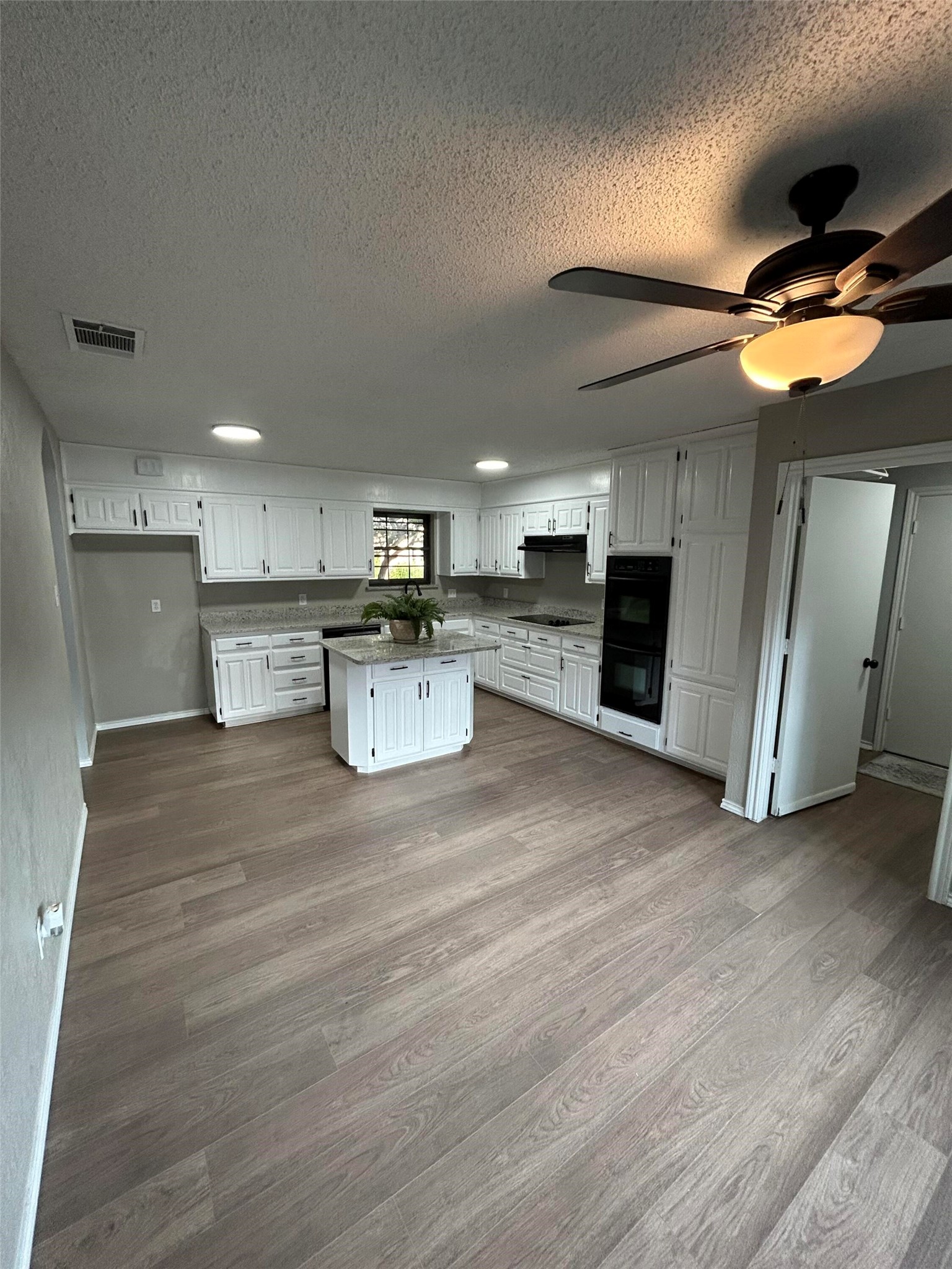 917 Bucknell Drive Arlington TX 76012