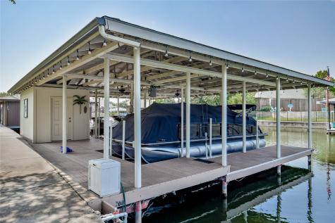 2208 Waters Edge Drive Granbury TX 76048