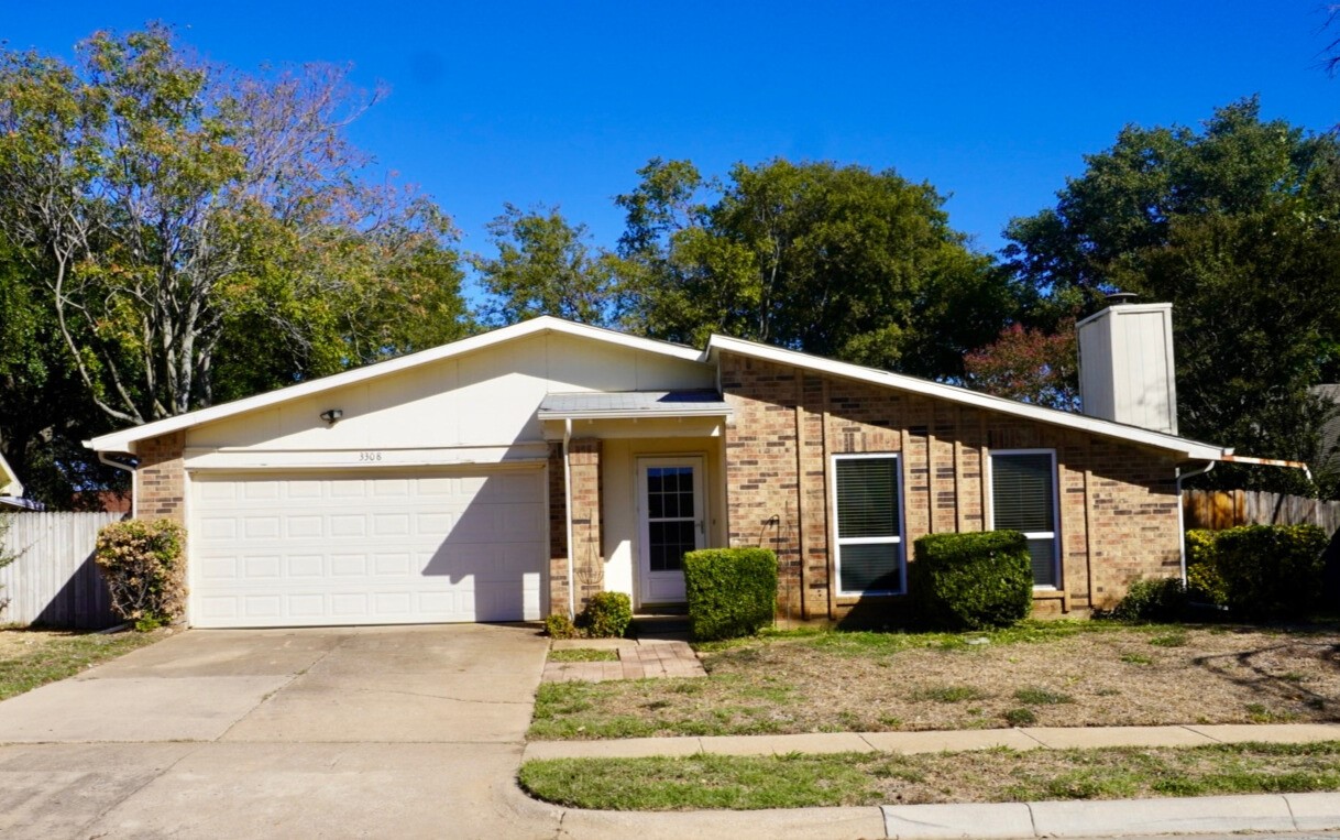 3308 Clovermeadow Drive Fort Worth TX 76123
