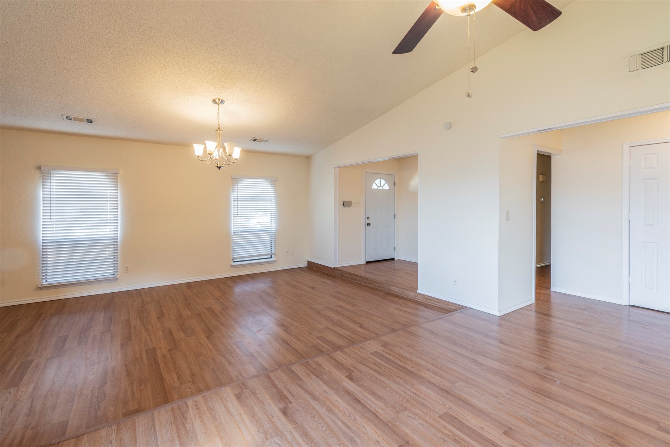 5201 Pruitt Drive The Colony TX 75056