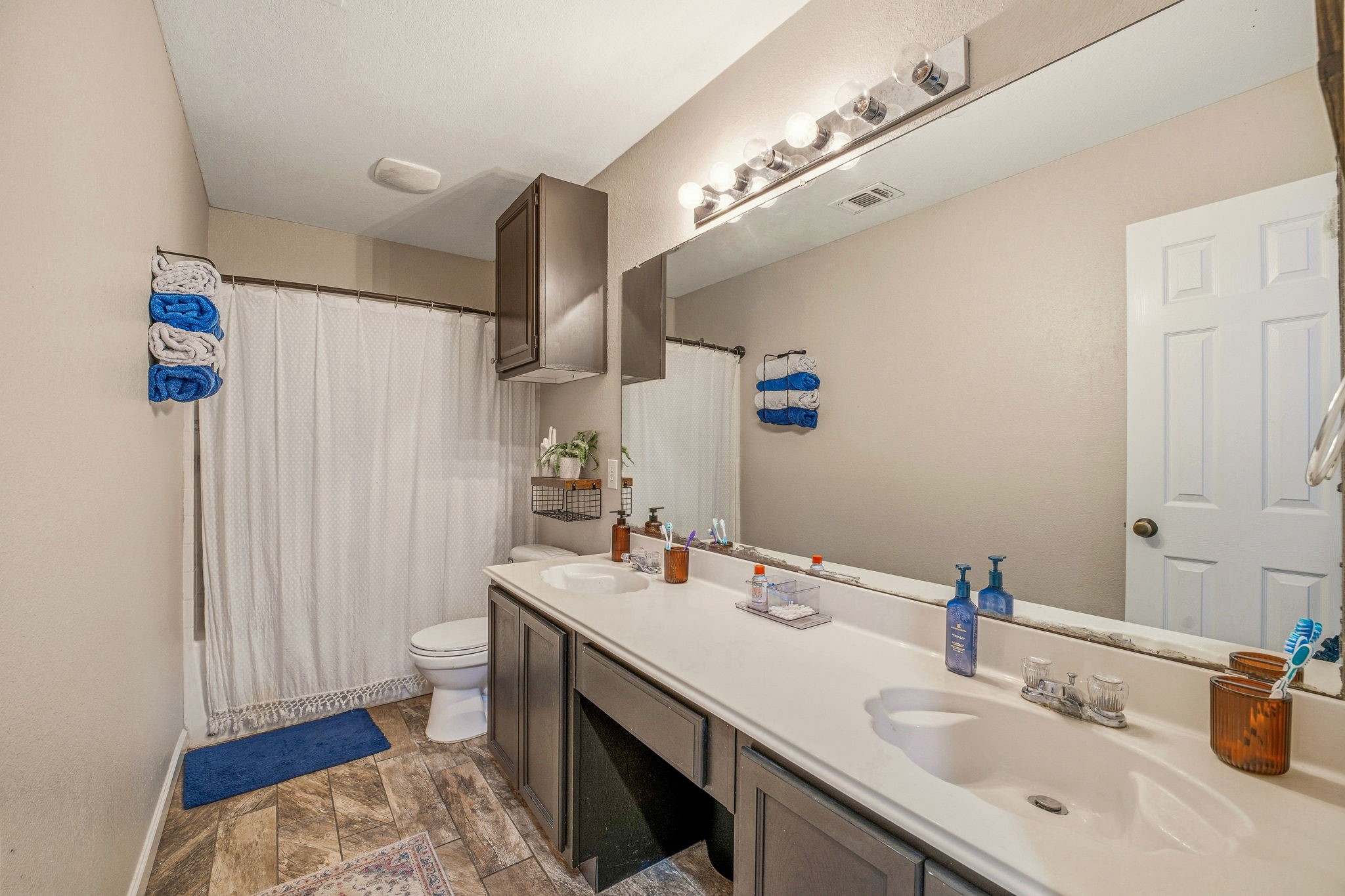 3005 Stroll Drive Granbury TX 76049