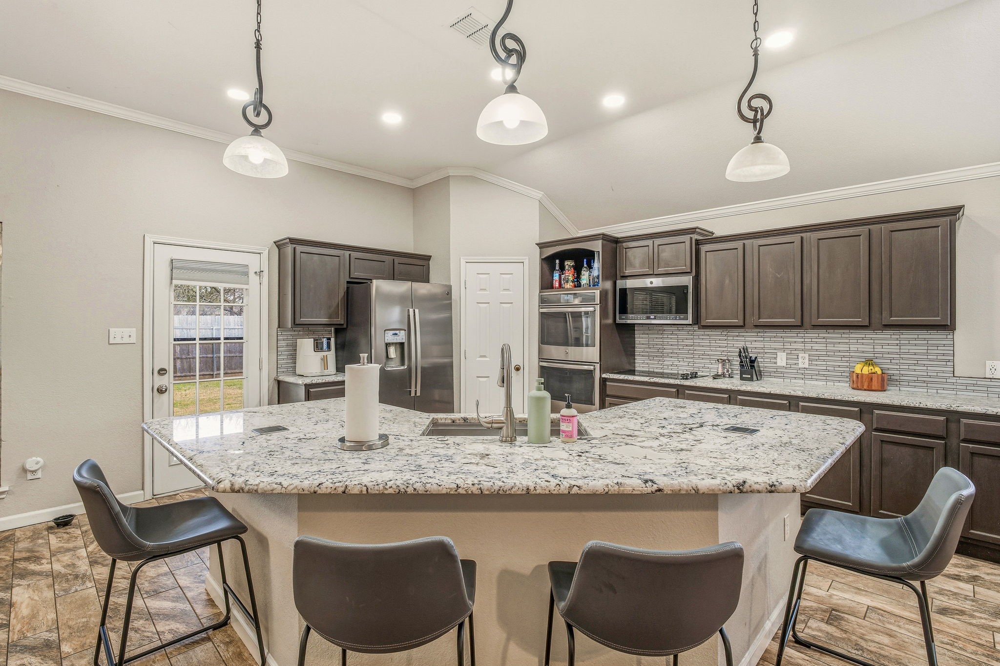 3005 Stroll Drive Granbury TX 76049
