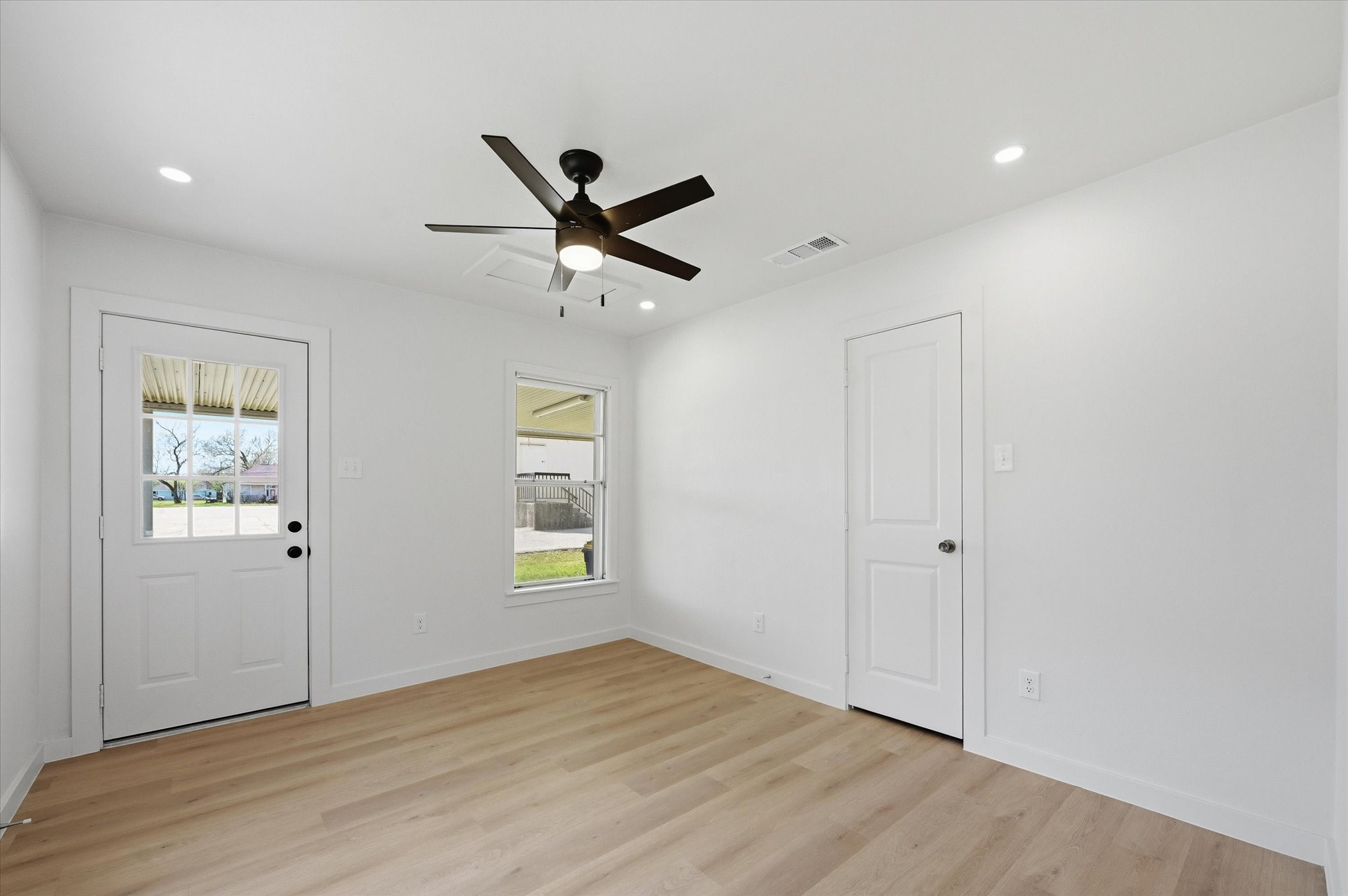 105 E Ard Street Seagoville TX 75159