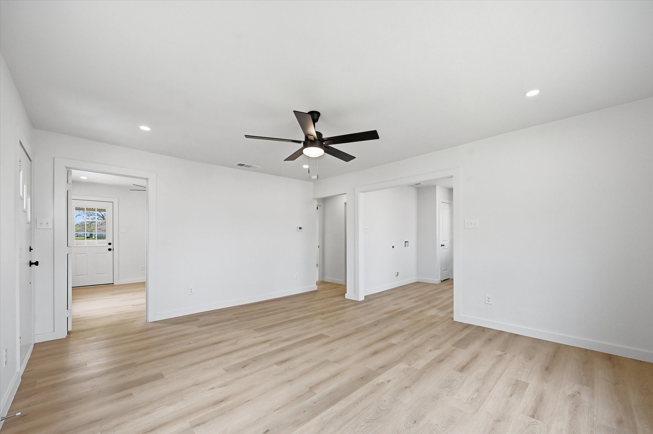 105 E Ard Street Seagoville TX 75159