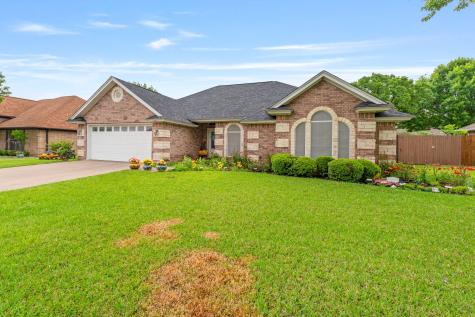 740 Bluebonnet Drive Stephenville TX 76401