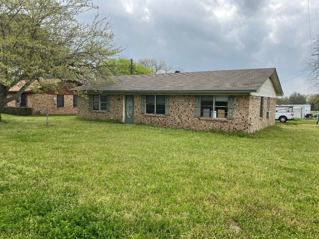 1409 W Hill Street Grand Saline TX 75140