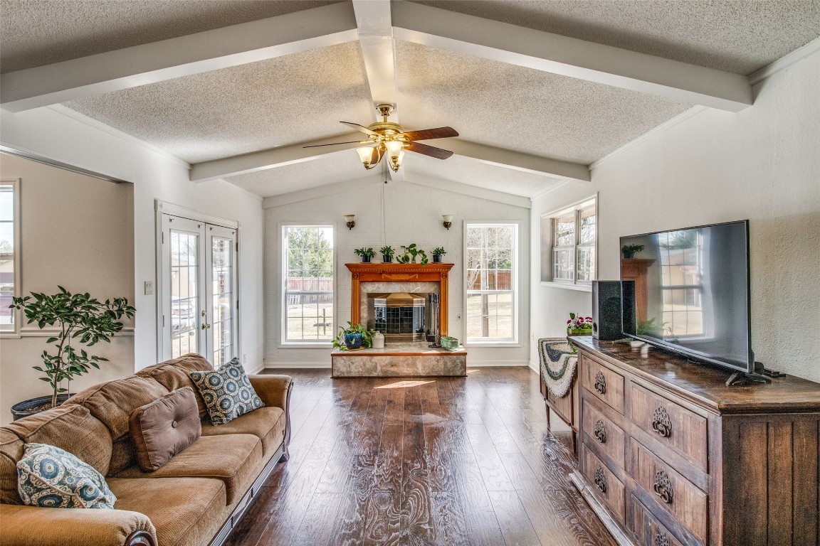 3700 W Houston Street Sherman TX 75092