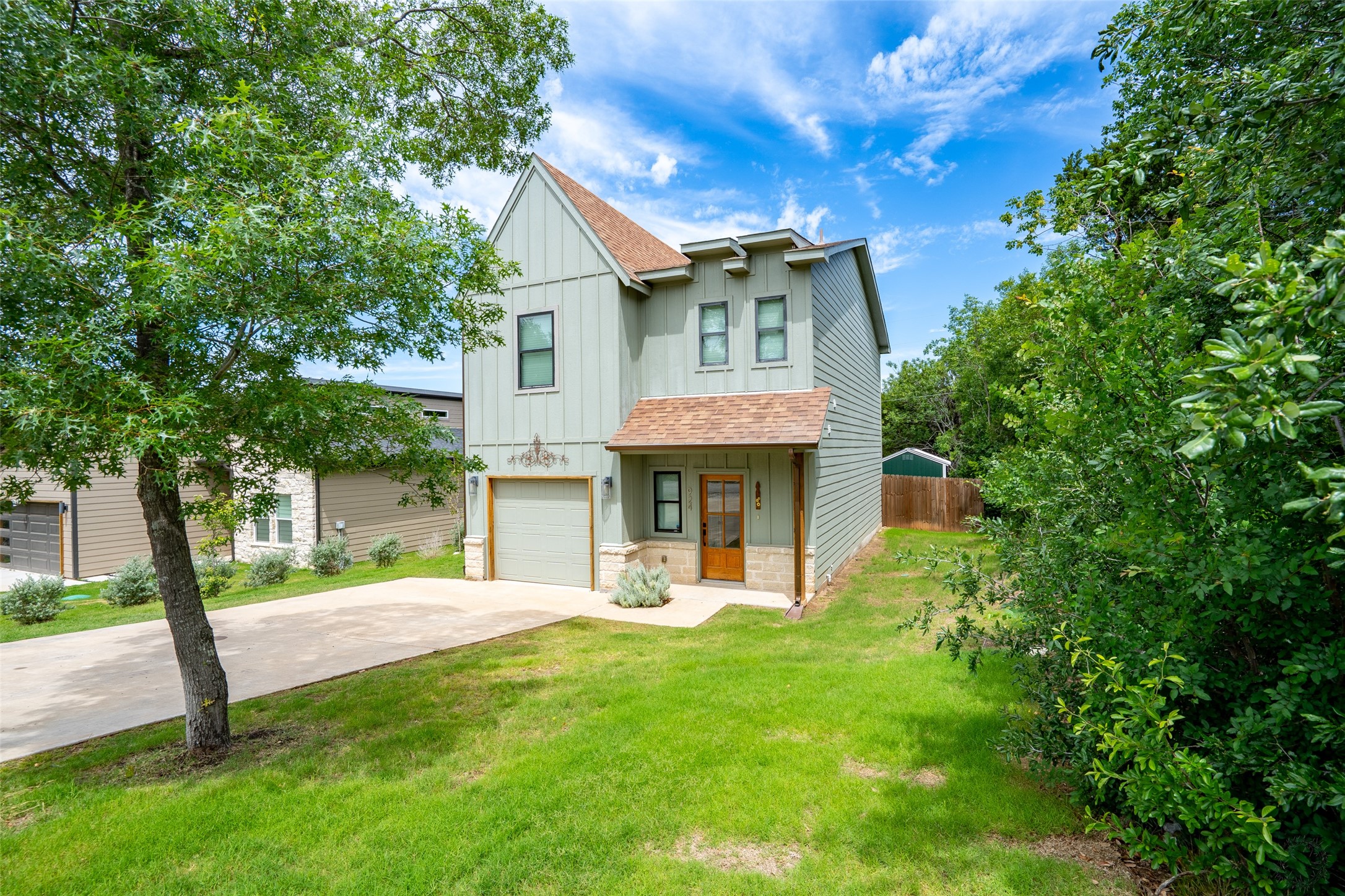 924 Arkansas River Drive Granbury TX 76048