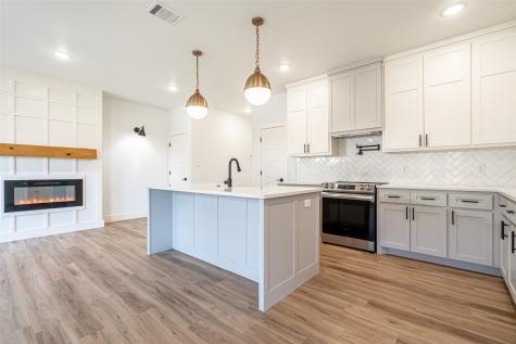 924 Arkansas River Drive Granbury TX 76048