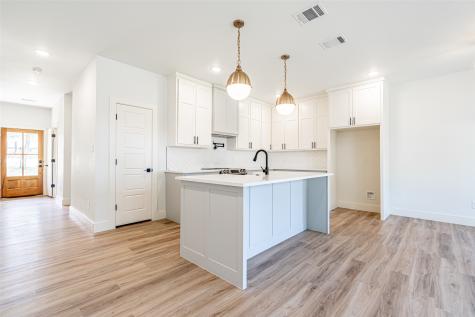 924 Arkansas River Drive Granbury TX 76048