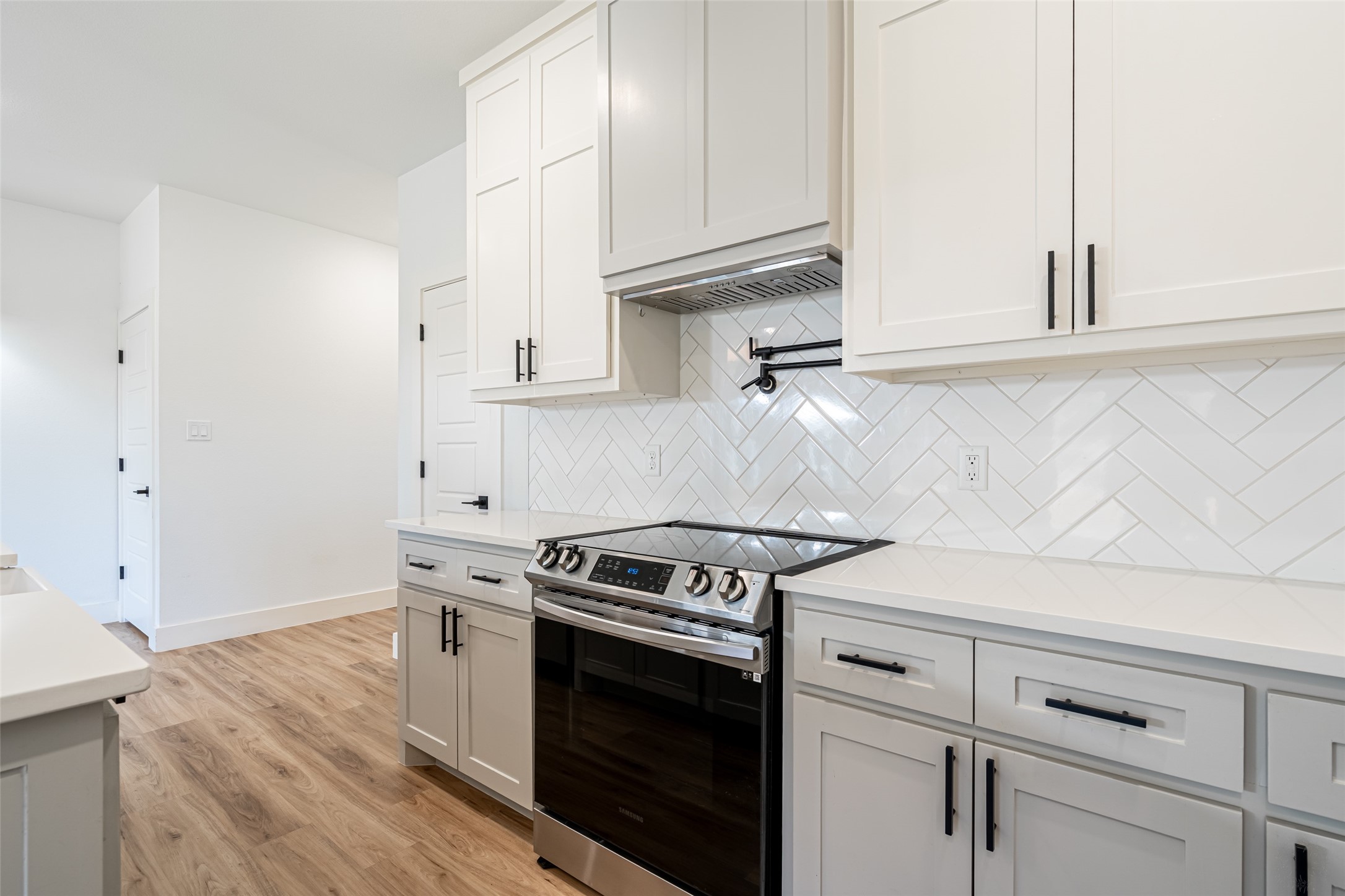 924 Arkansas River Drive Granbury TX 76048