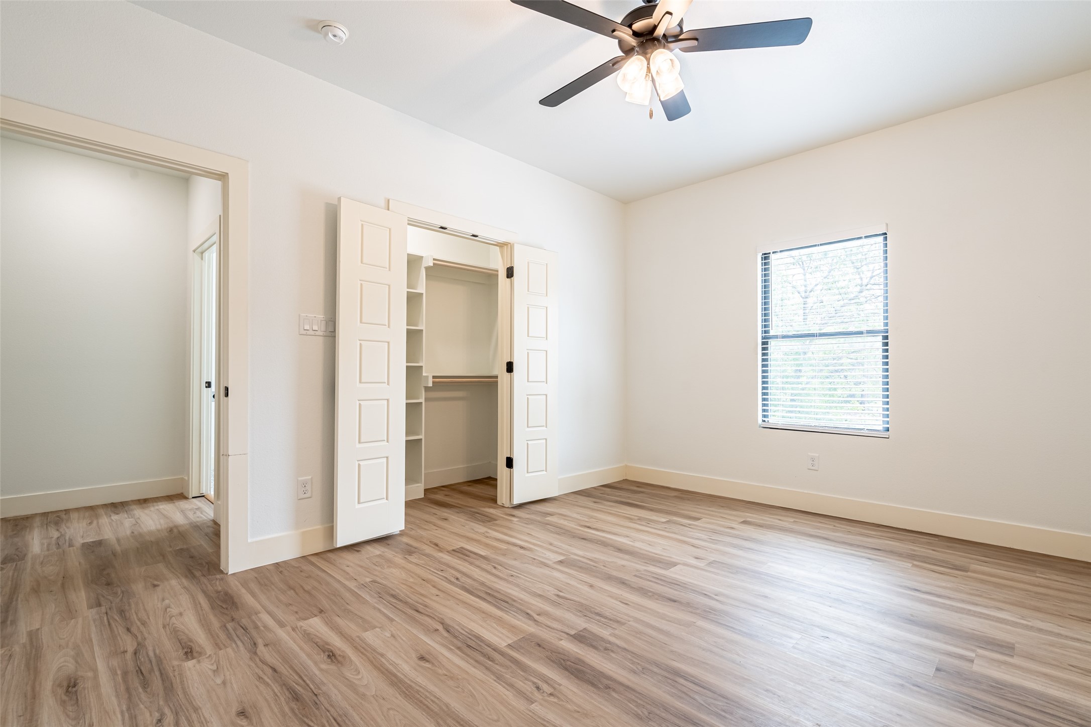 924 Arkansas River Drive Granbury TX 76048