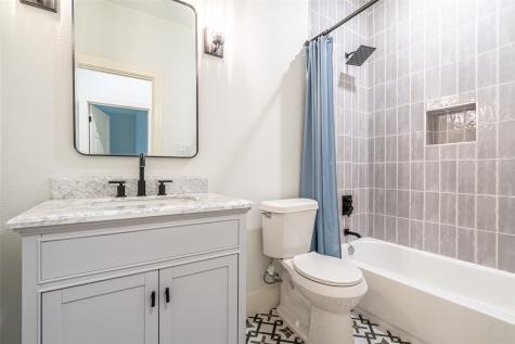 924 Arkansas River Drive Granbury TX 76048