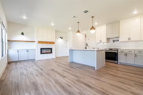 924 Arkansas River Drive Granbury TX 76048