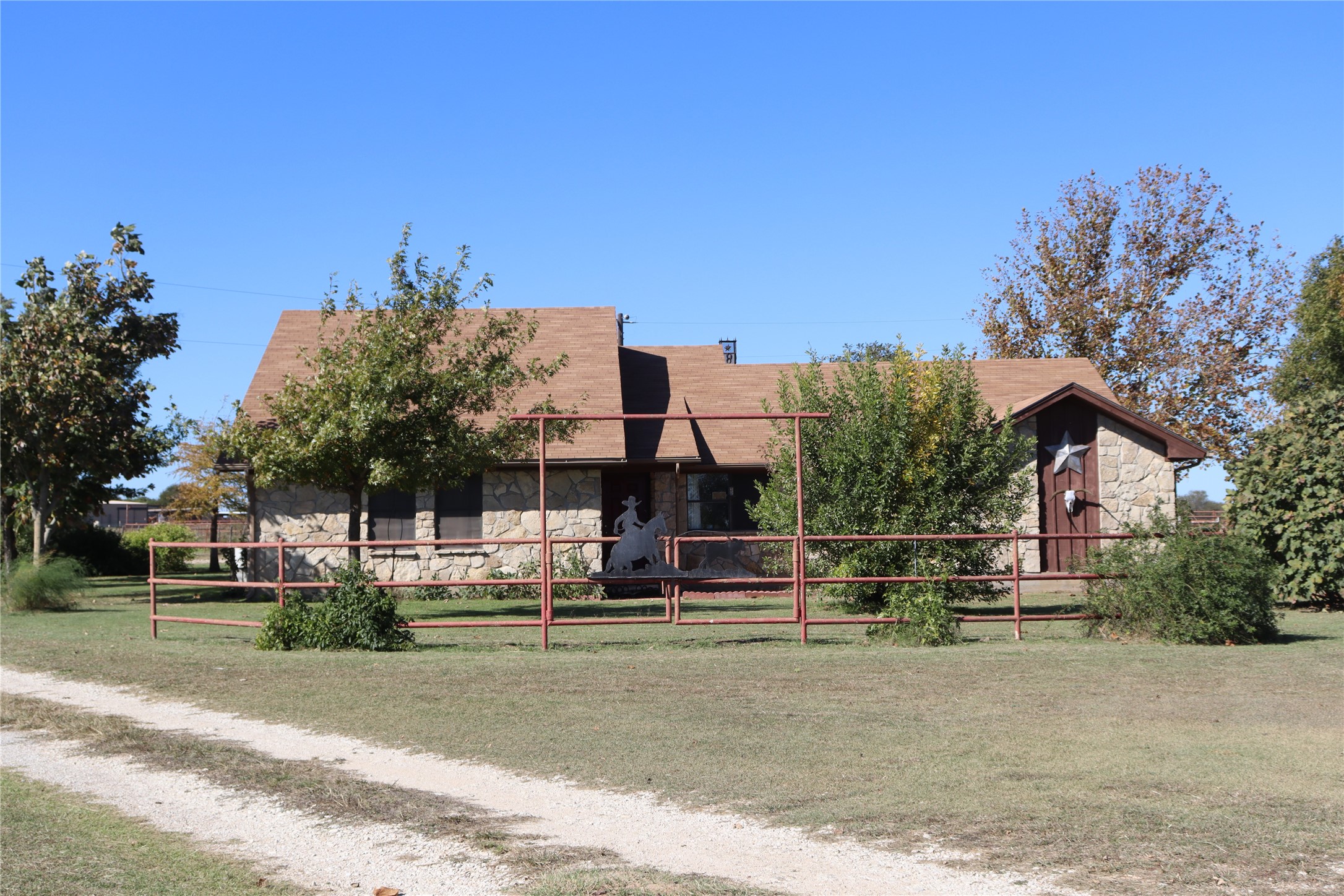 5391 County Road 423 Stephenville TX 76401