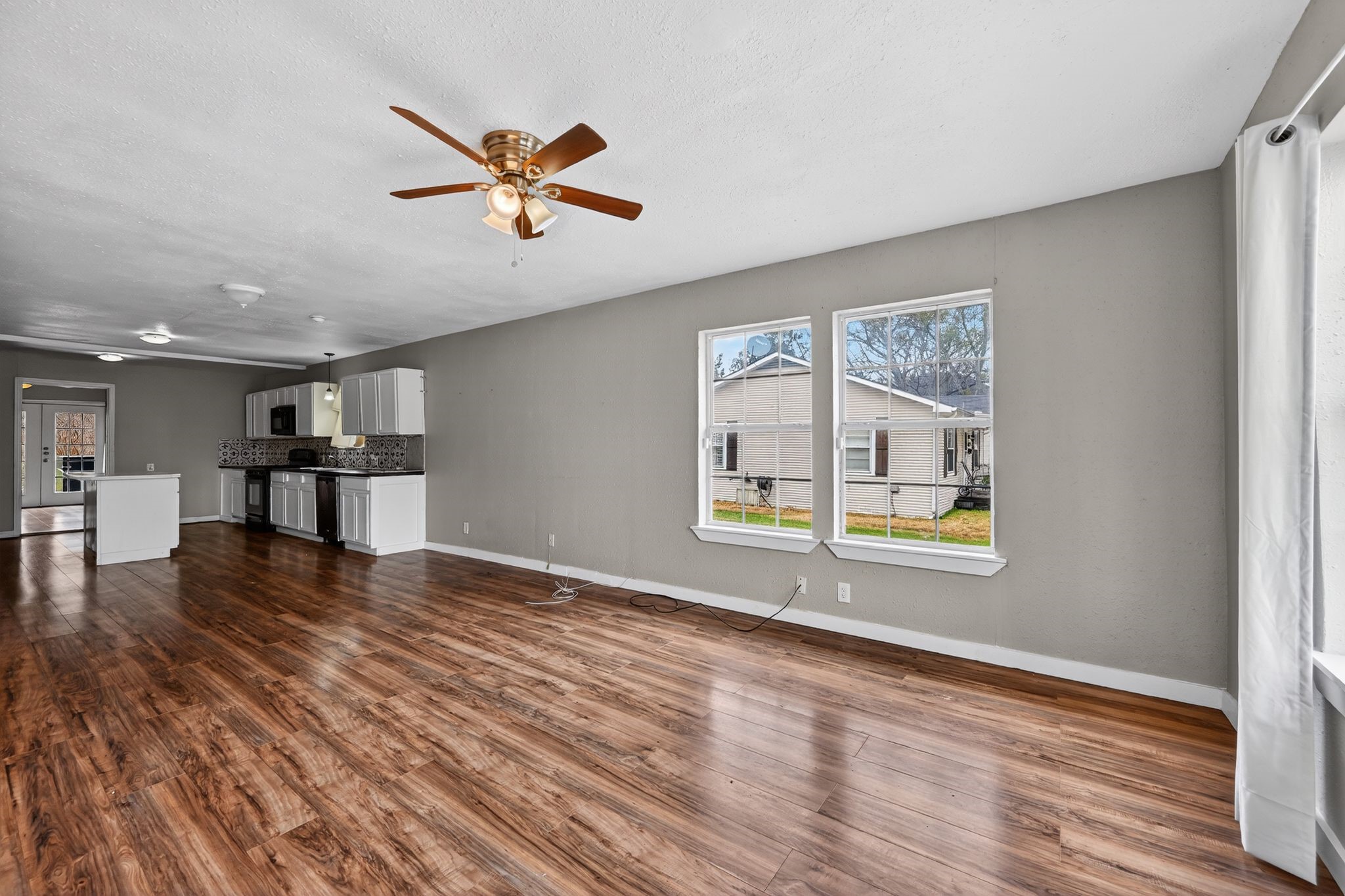205 S Mable Street Ferris TX 75125