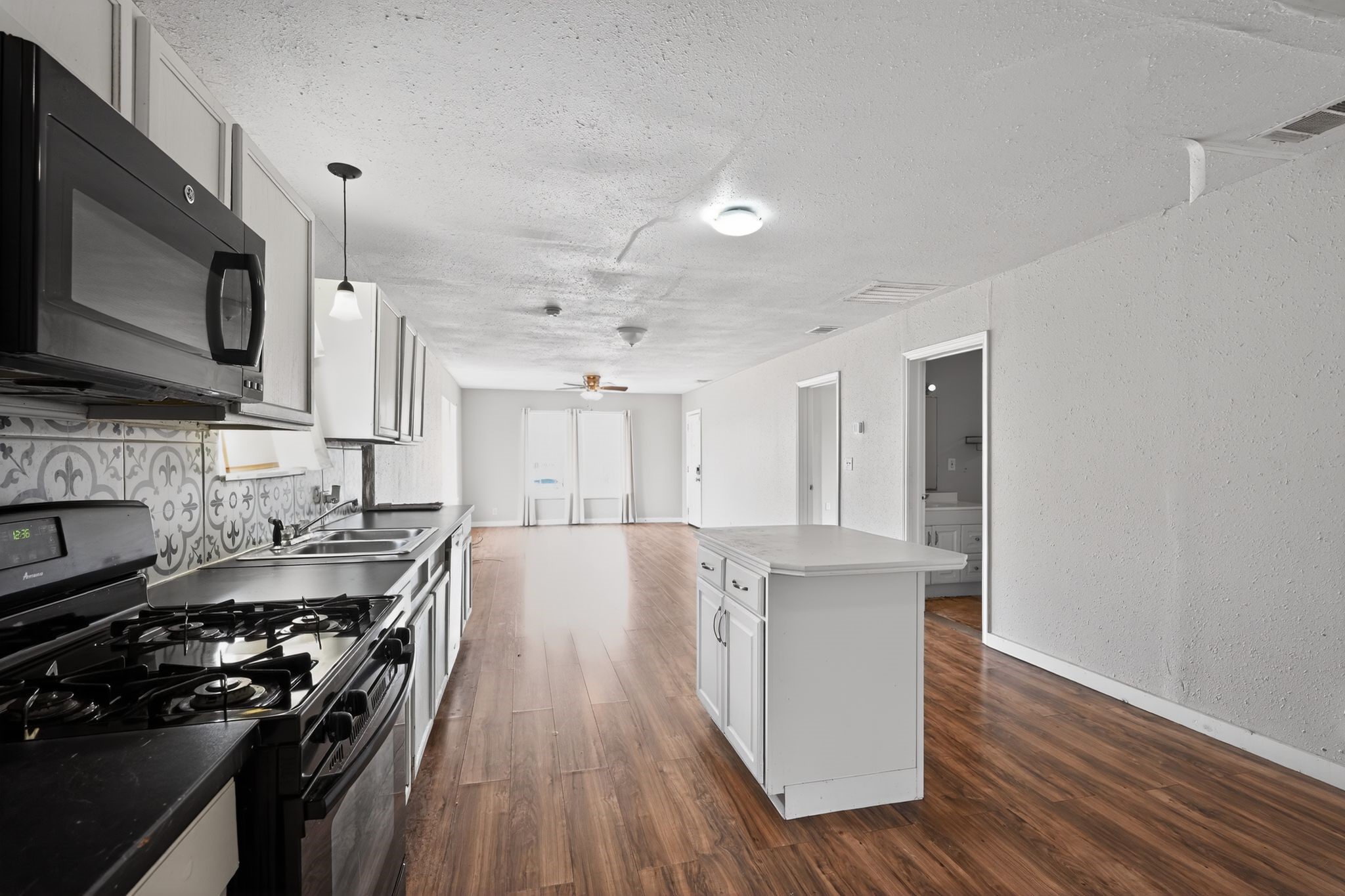 205 S Mable Street Ferris TX 75125