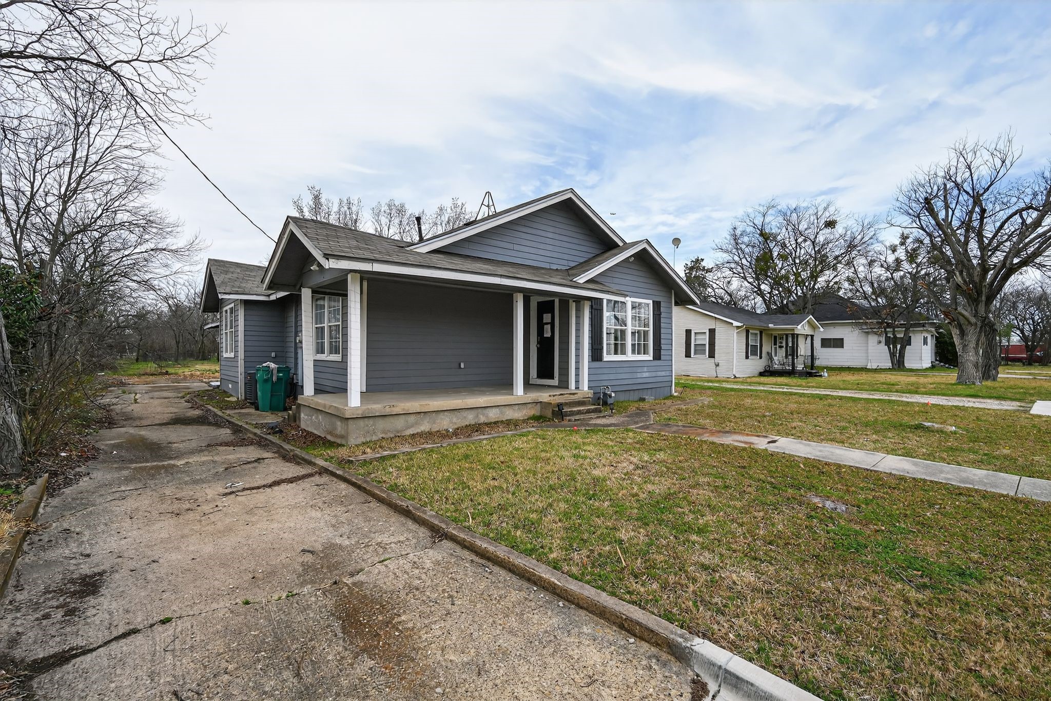 205 S Mable Street Ferris TX 75125