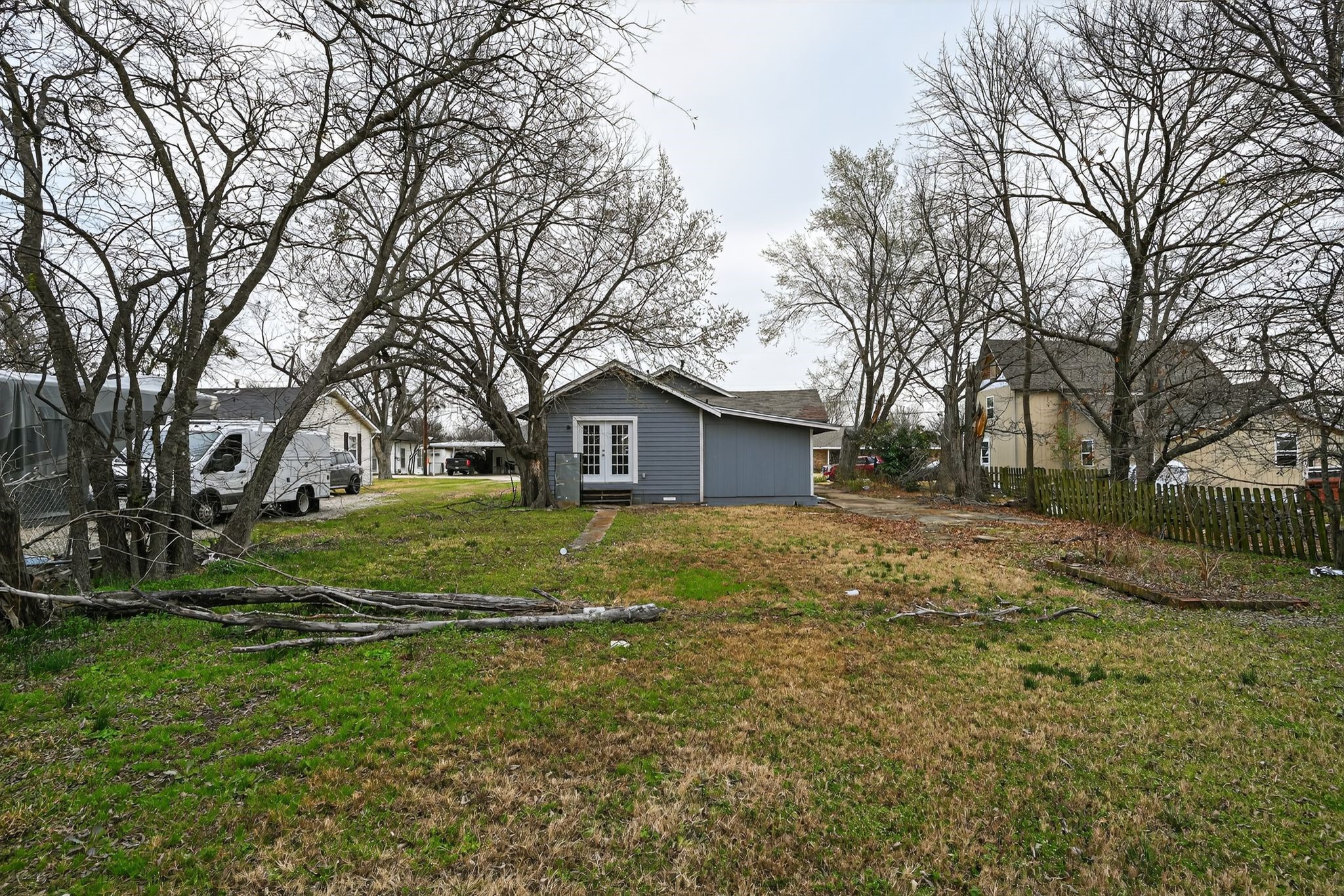 205 S Mable Street Ferris TX 75125