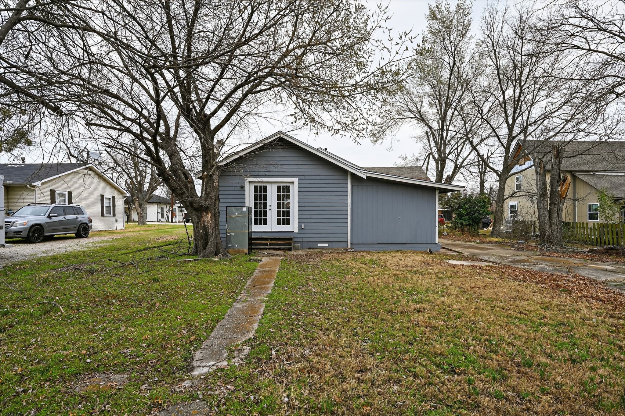 205 S Mable Street Ferris TX 75125