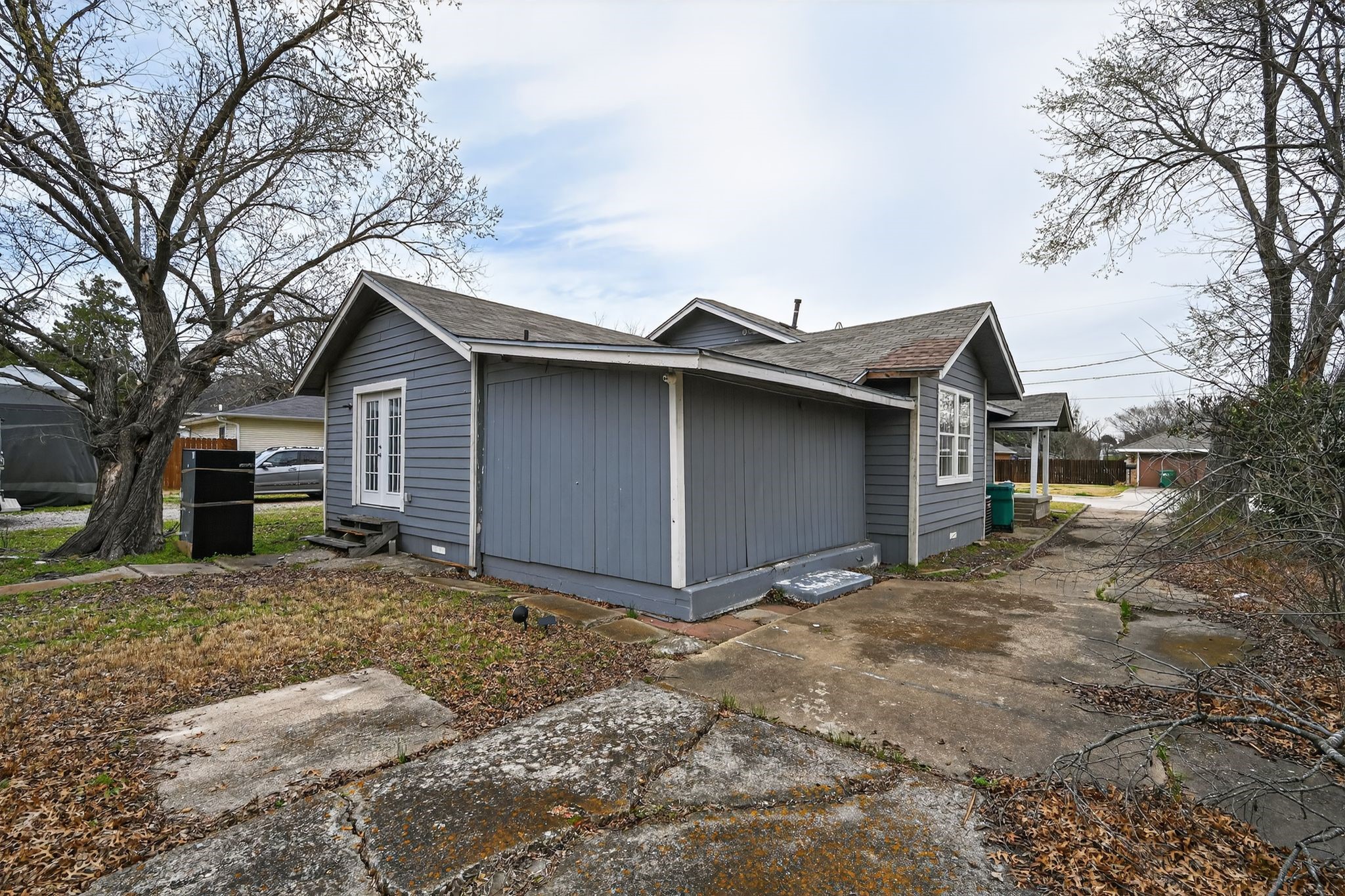 205 S Mable Street Ferris TX 75125