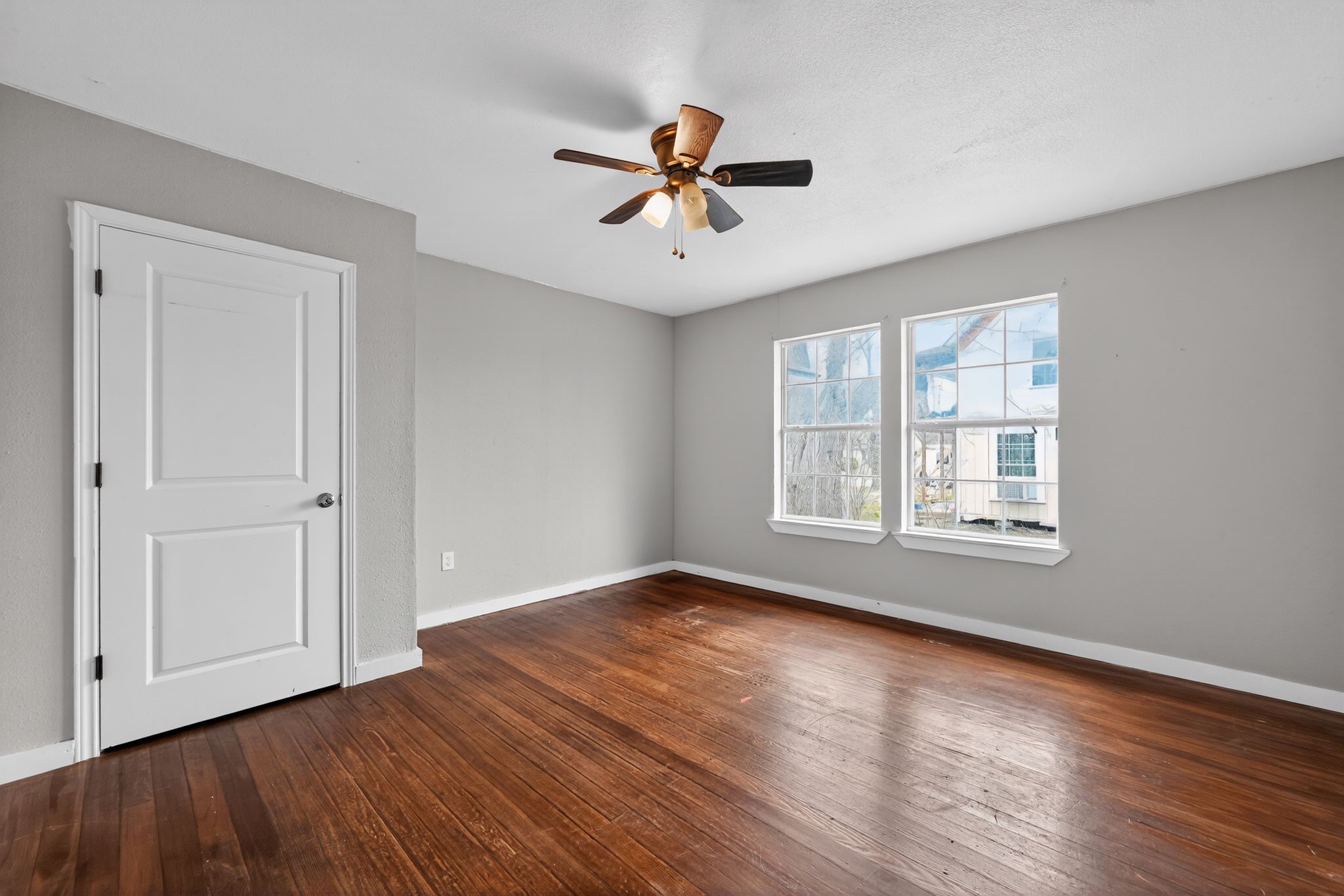 205 S Mable Street Ferris TX 75125