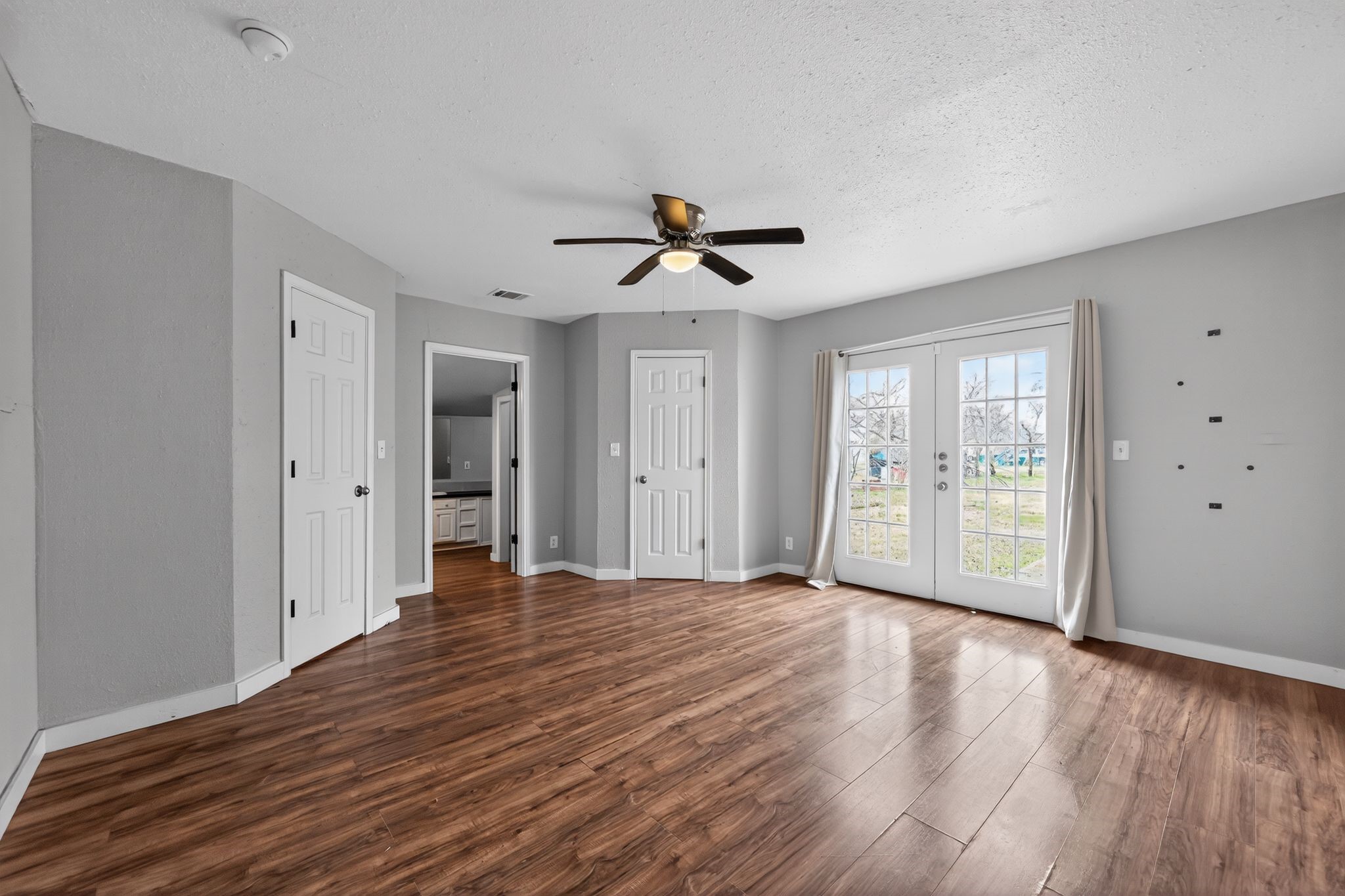 205 S Mable Street Ferris TX 75125