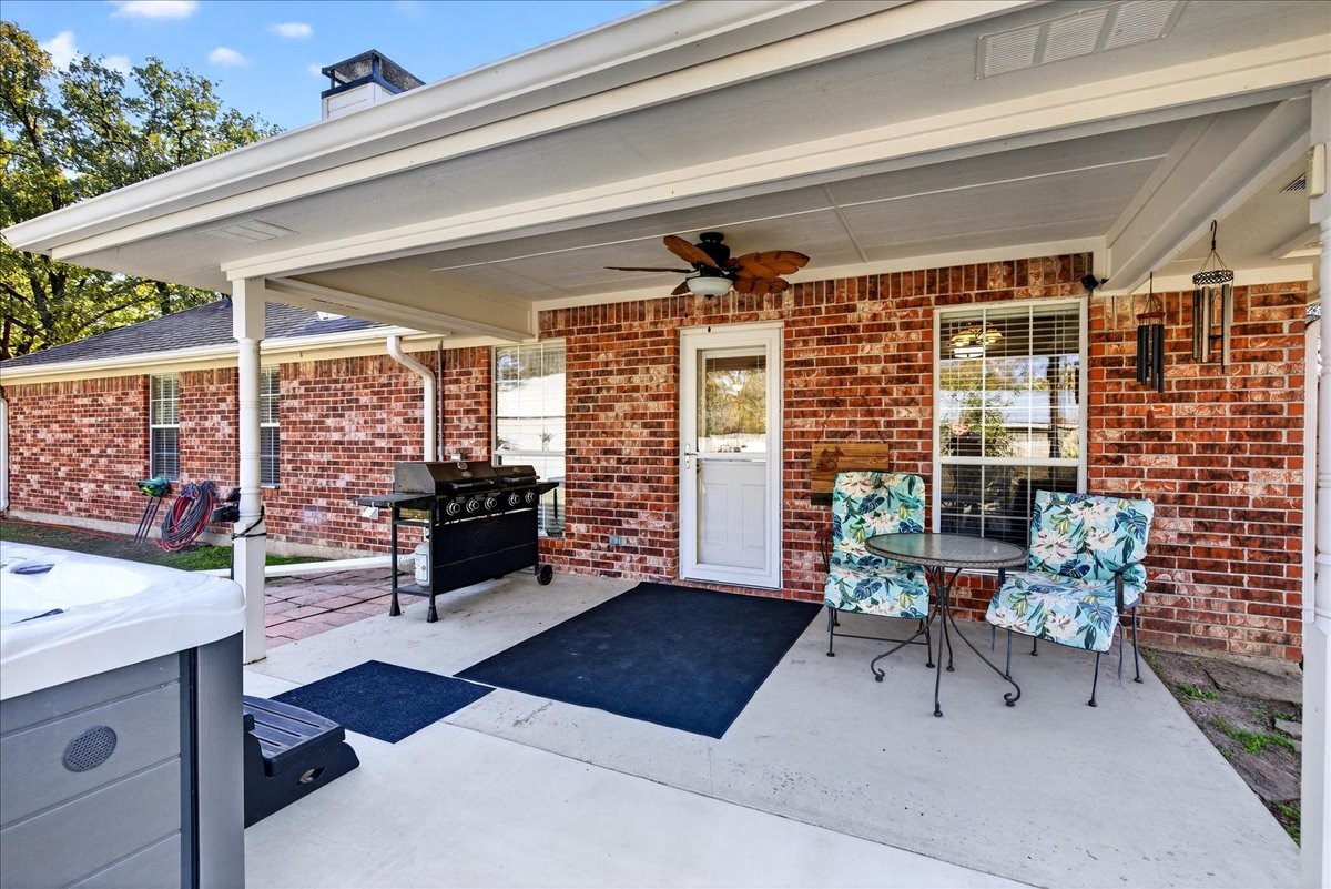 110 Memorial Drive Gun Barrel City TX 75156