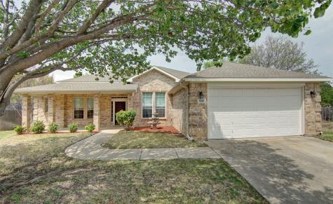 1160 Albatross Court Benbrook TX 76126