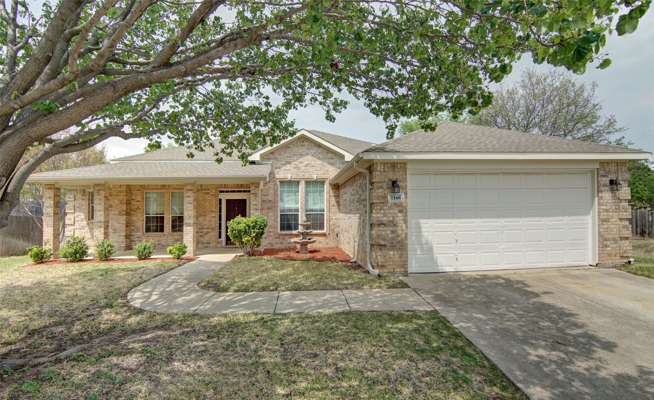1160 Albatross Court Benbrook TX 76126