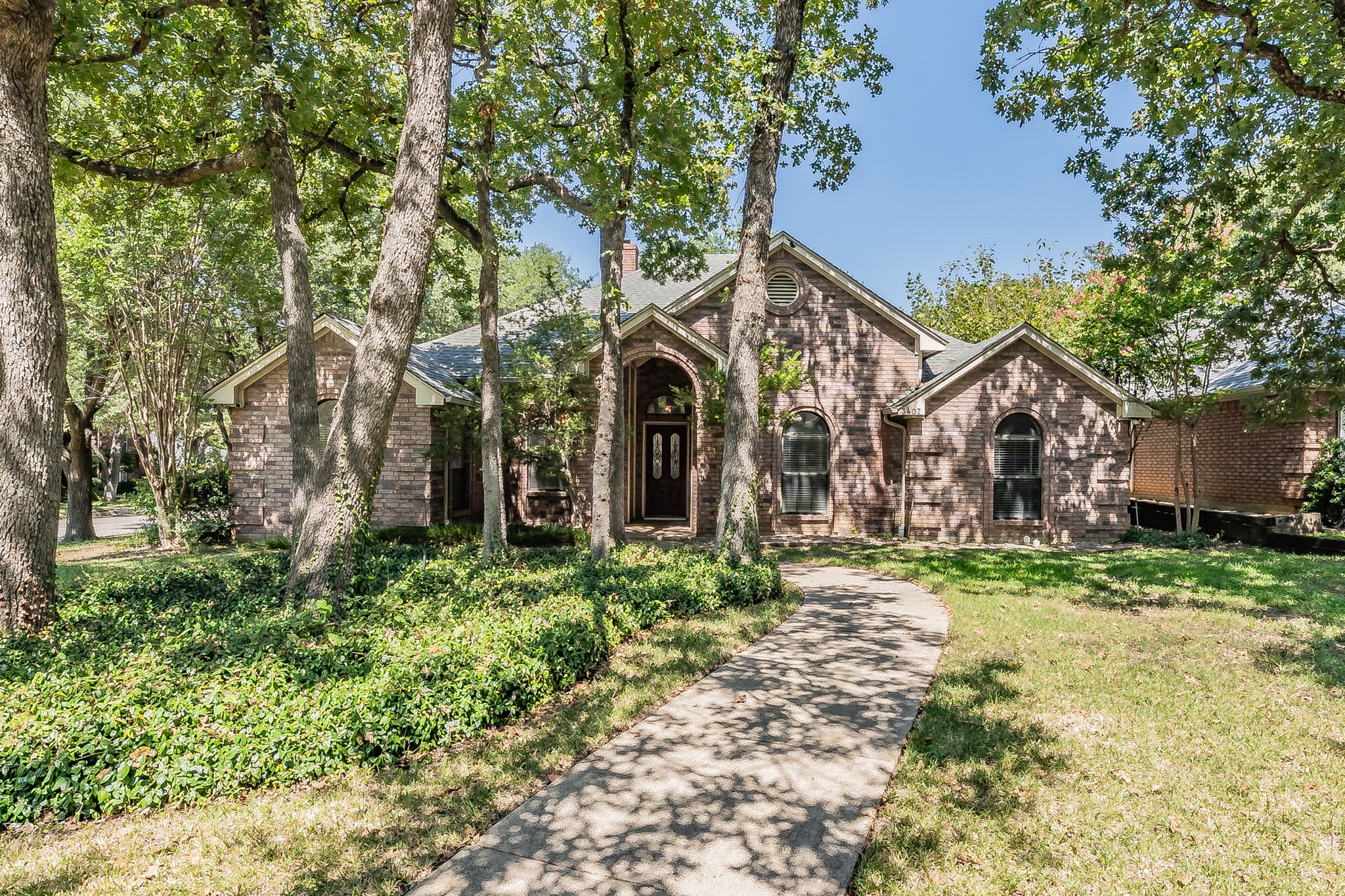 3407 Forestshire Court Arlington TX 76001