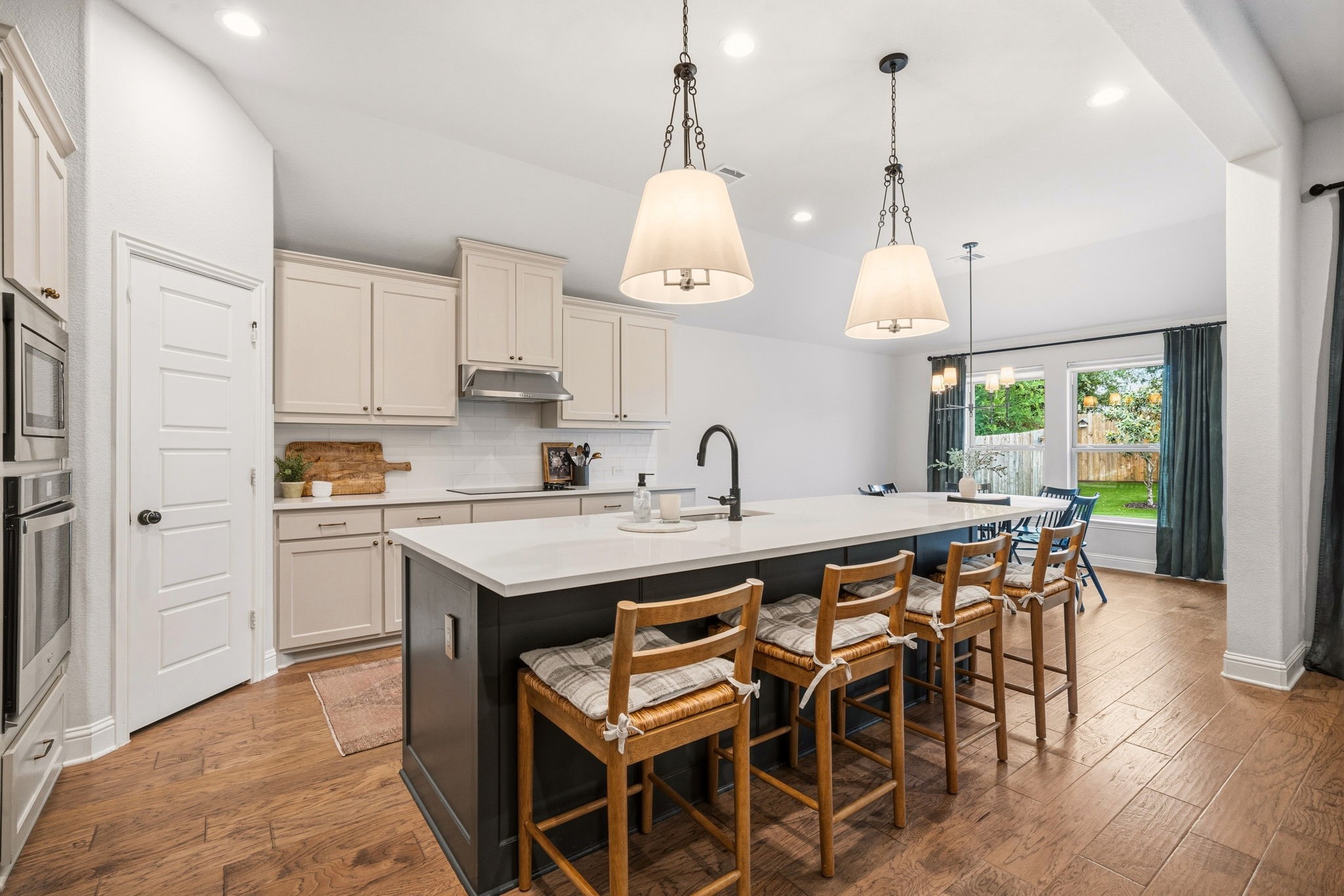 342 Wolf Creek Drive Waxahachie TX 75165