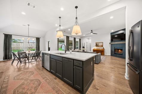 342 Wolf Creek Drive Waxahachie TX 75165
