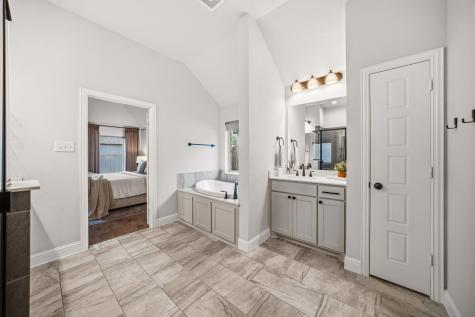 342 Wolf Creek Drive Waxahachie TX 75165