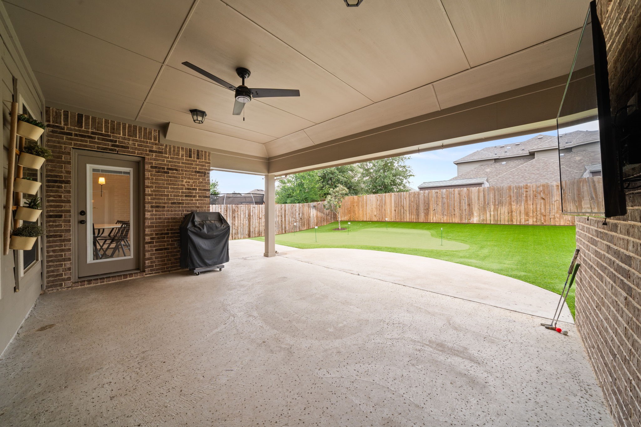 342 Wolf Creek Drive Waxahachie TX 75165