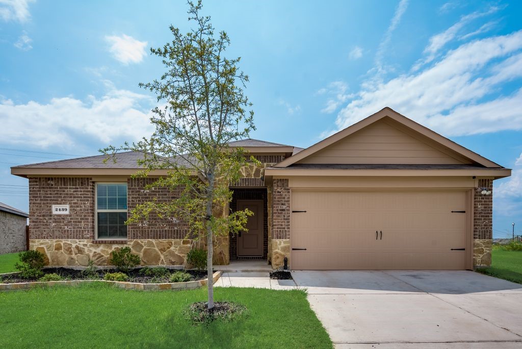 2439 Burkburnett Drive Forney TX 75126