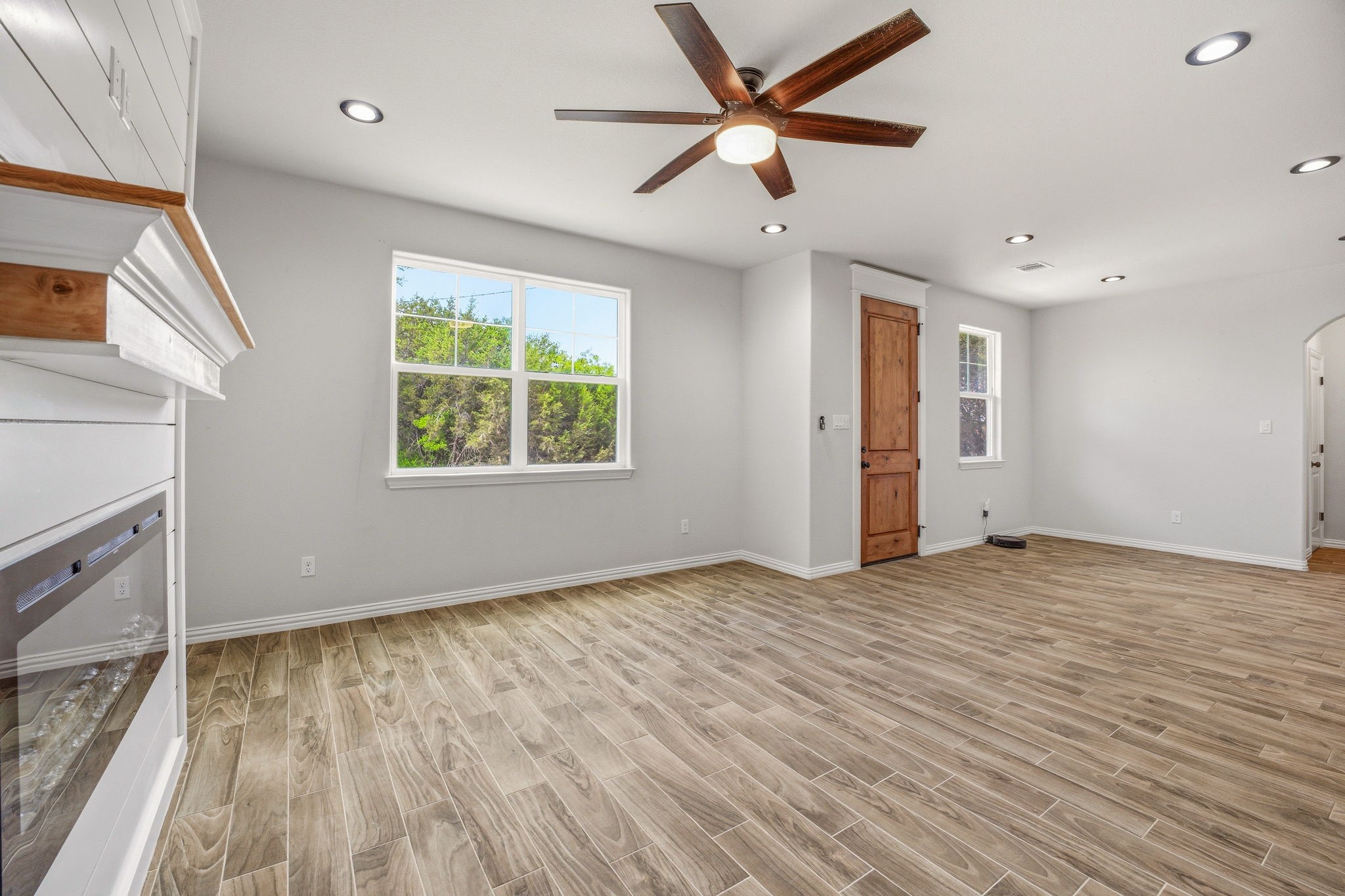 5721 San Jacinto Drive Granbury TX 76048