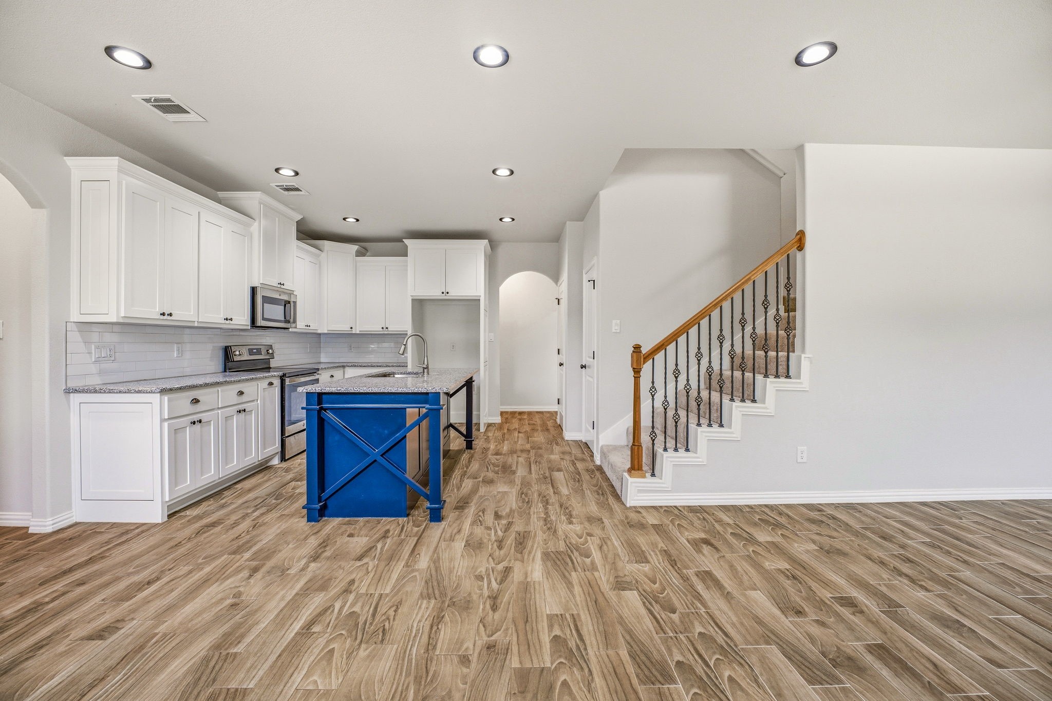 5721 San Jacinto Drive Granbury TX 76048
