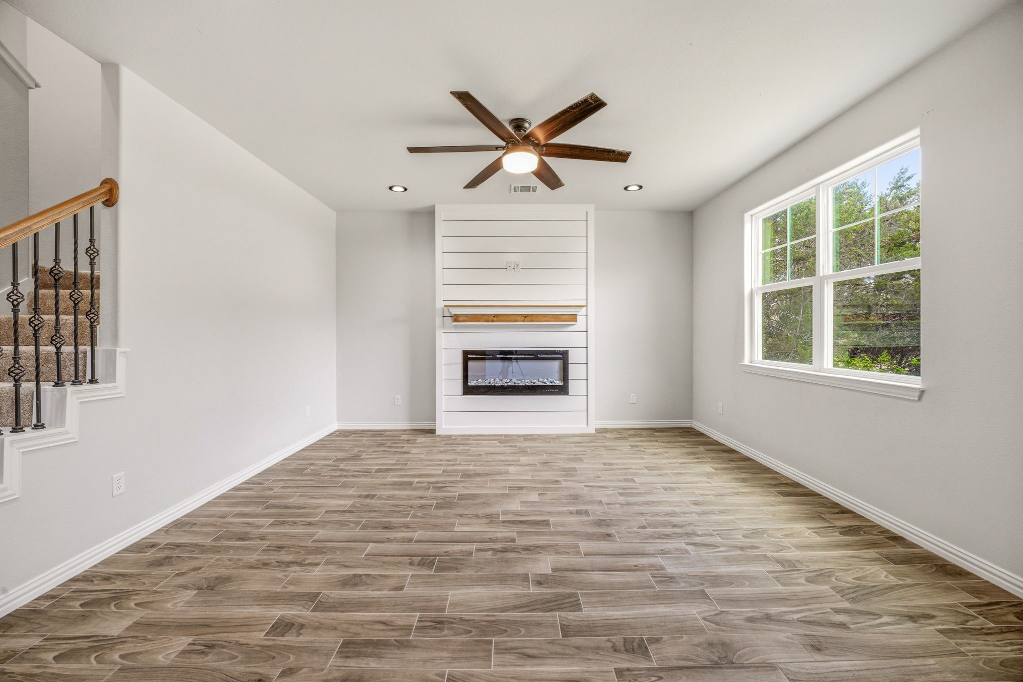 5721 San Jacinto Drive Granbury TX 76048