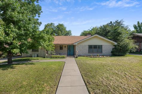 2308 Royal Lane Greenville TX 75402