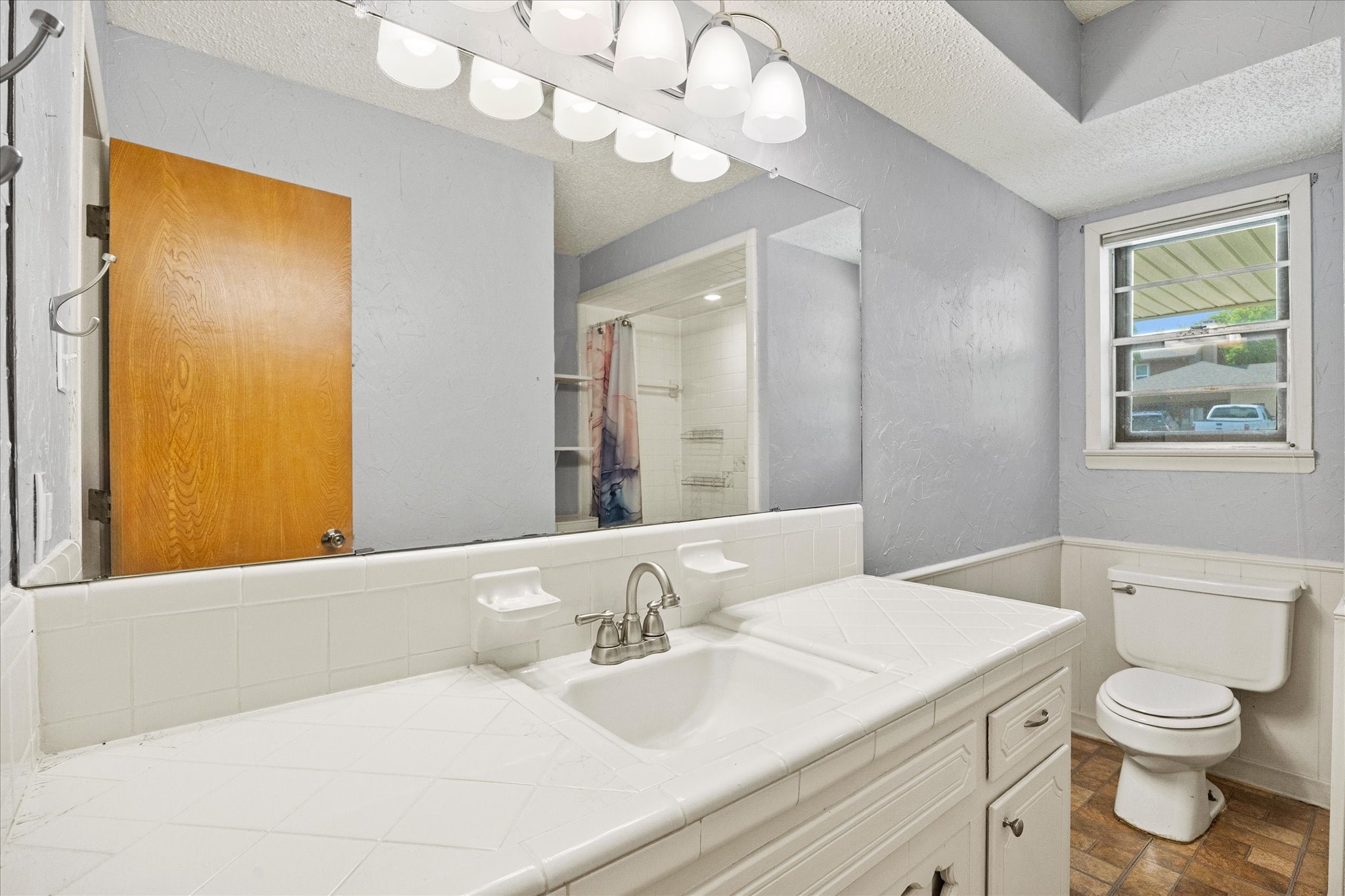 2308 Royal Lane Greenville TX 75402