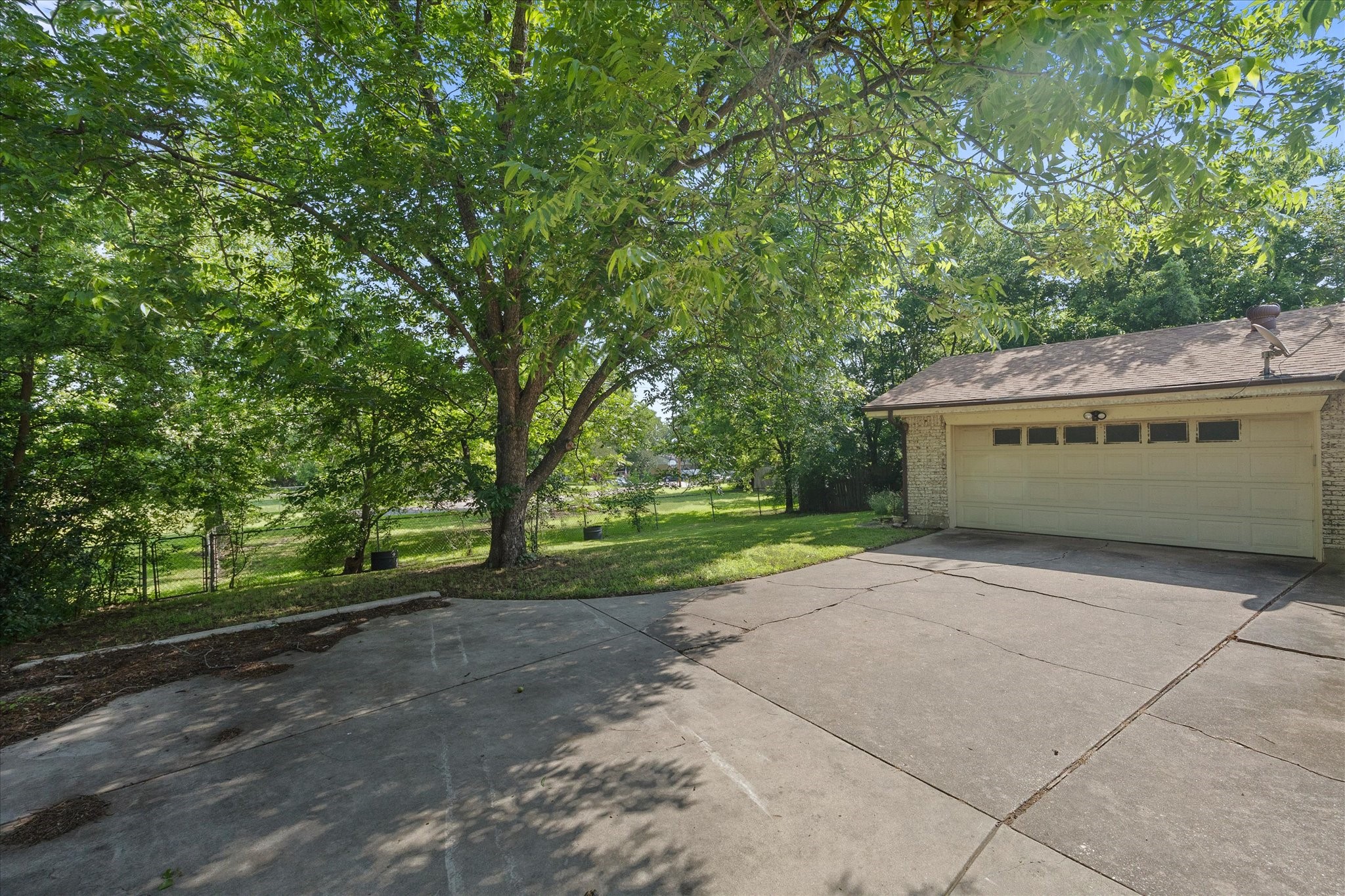 2308 Royal Lane Greenville TX 75402